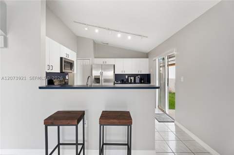 15840 SW 85th St, Miami FL - photo 10 of 28