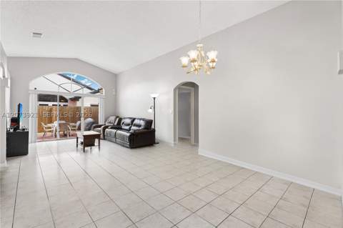 15840 SW 85th St, Miami FL - photo 6 of 28