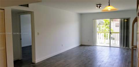 15205 NE 6th Ave D204, Miami FL - photo 11 of 32