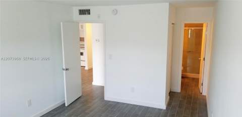 15205 NE 6th Ave D204, Miami FL - photo 21 of 32