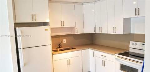 15205 NE 6th Ave D204, Miami FL - photo 6 of 32