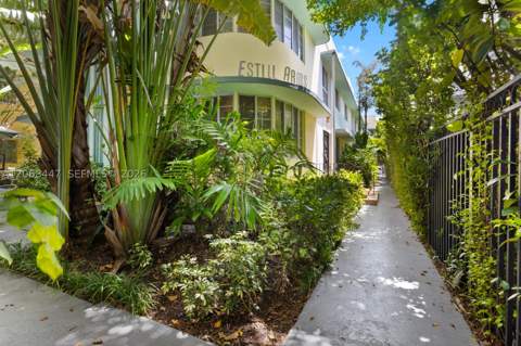 1341 Meridian Ave 202, Miami Beach FL - photo 11 of 16