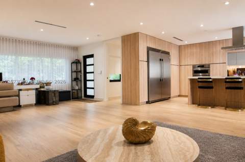 835 NE 120th St, Biscayne Park FL - photo 8 of 50