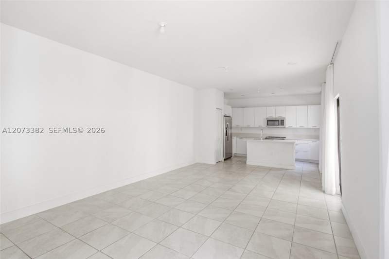 3 bedroom Condominium at 4532 NW 83 Psge 0, Urbana Downtown Doral, Doral — photo 5