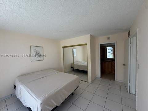 2457 Collins Ave 1405, Miami Beach FL - photo 18 of 60