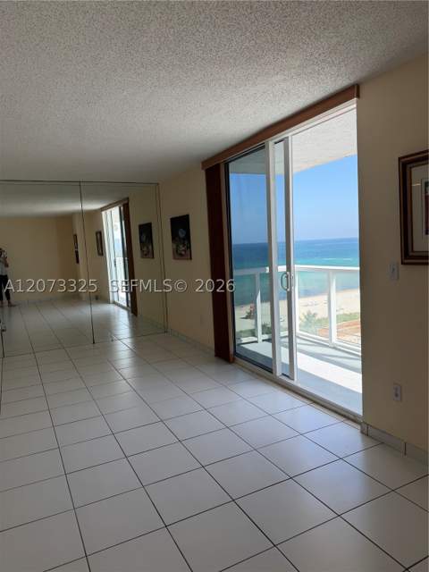 2457 Collins Ave 1405, Miami Beach FL - photo 9 of 60