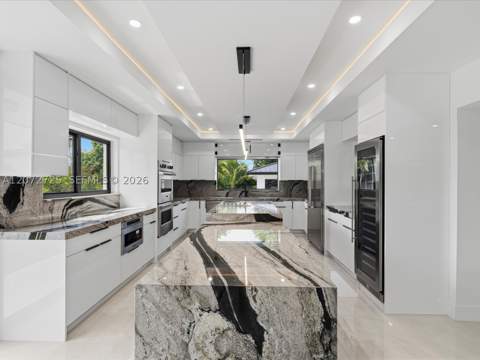 10201 SW 64th St, Miami FL - photo 11 of 66