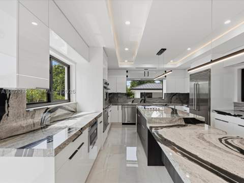 10201 SW 64th St, Miami FL - photo 12 of 66