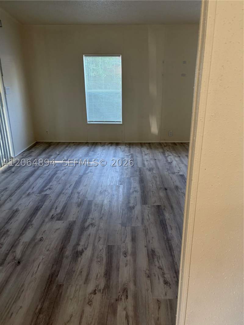2 bedroom MobileHome at 35303 SW 180th Ave Lot 333, Gateway West Condo, Homestead — photo 5