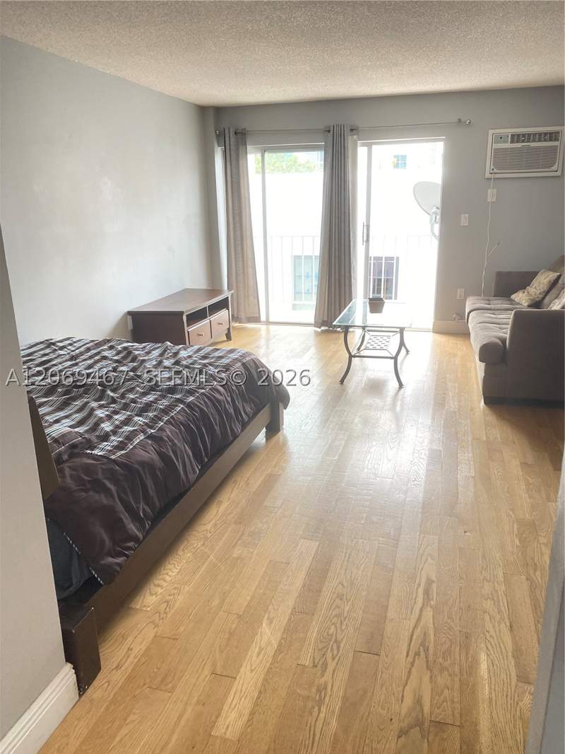 0 bedroom Condominium at 221 Meridian Ave 305, Meridian Plaza Condo, Miami Beach — photo 5