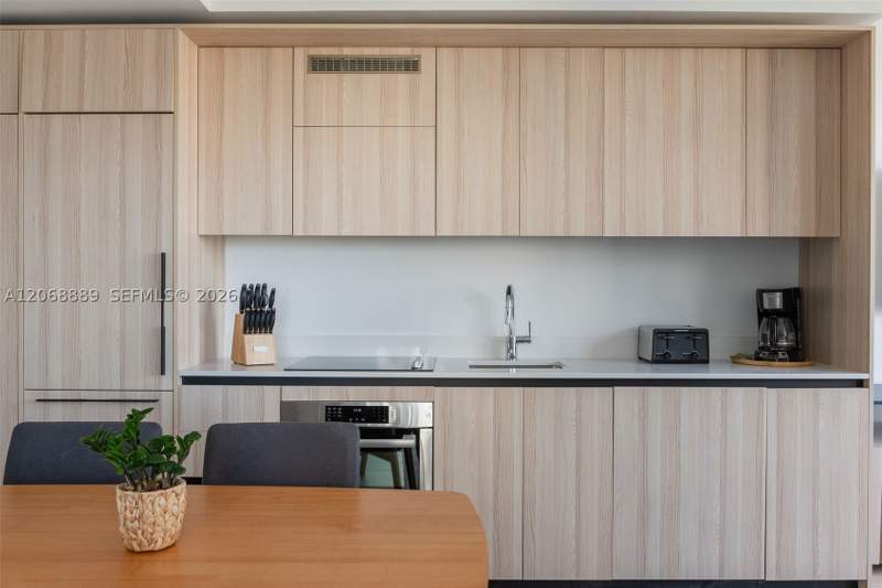 1 bedroom Condominium at 225 N Miami Ave 1702, District 225, Miami — photo 4