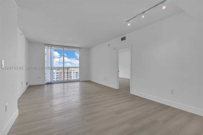 2 bedroom Condominium at 18800 NE 29th Ave Lp1022, Venture At Aventura East, Aventura — photo 1