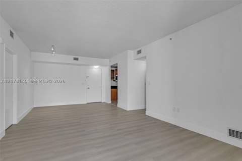 18800 NE 29th Ave Lp1022, Aventura FL - photo 7 of 31