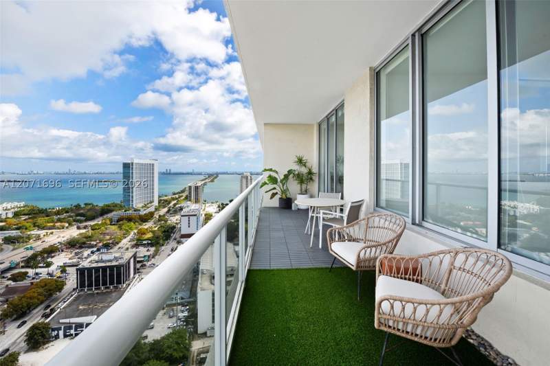 2 bedroom Condominium at 3470 E Coast Ave Ph102, Two Midtown Miami Condo, Miami — photo 3