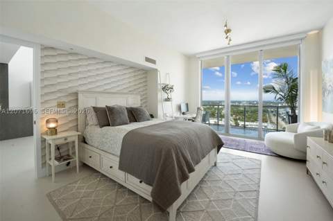 3470 E Coast Ave Ph102, Miami FL - photo 9 of 49