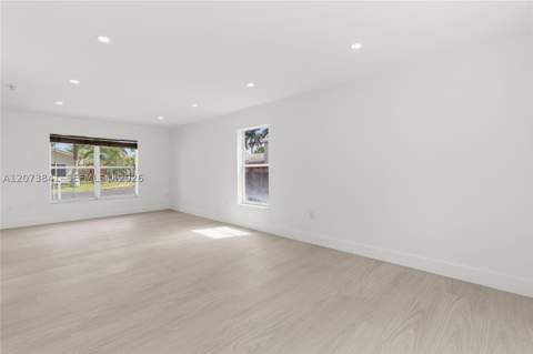 12072 SW 249th St, Homestead FL - photo 6 of 46