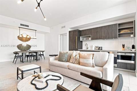 159 NE 6th St 5102, Miami FL - photo 19 of 43