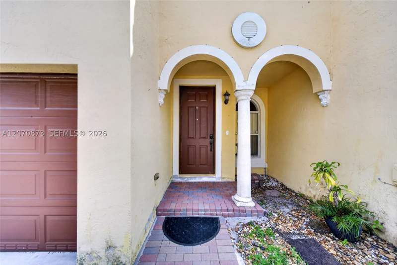 3 bedroom Townhouse at 14946 SW 9th Way, Grand Lakes Phase I, Miami — photo 3