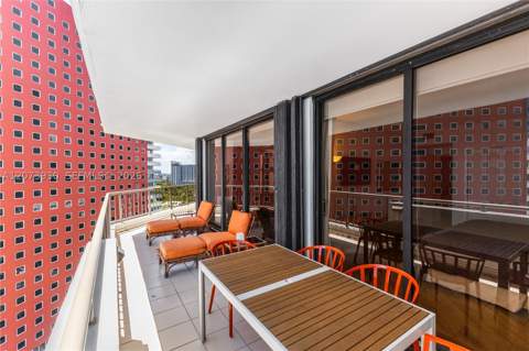 1581 Brickell Ave 1105, Miami FL - photo 11 of 54