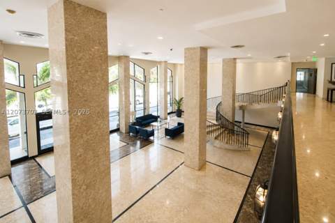 5601 Collins Ave 1009, Miami Beach FL - photo 10 of 34