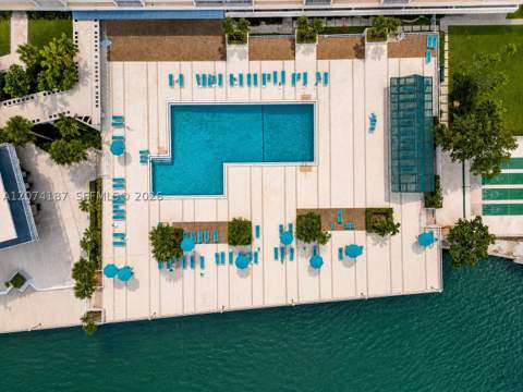300 Bayview Dr 807, Sunny Isles Beach FL - photo 19 of 23