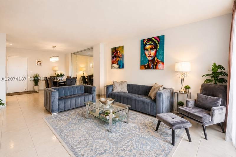 2 bedroom Condominium at 300 Bayview Dr 807, Arlen House Condo, Sunny Isles Beach — photo 5