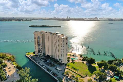 11111 Biscayne Blvd 1000, Miami FL - photo 24 of 34