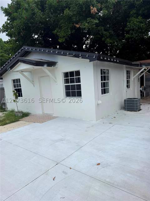 2500 NW 91st St, Miami FL - photo 16 of 23