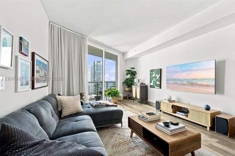 1900 N Bayshore Dr 3508, Miami FL - photo 11 of 21