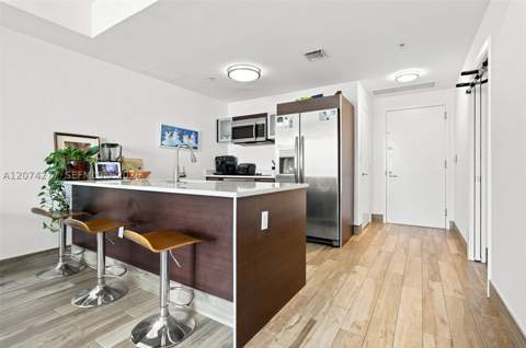 1900 N Bayshore Dr 3508, Miami FL - photo 6 of 21