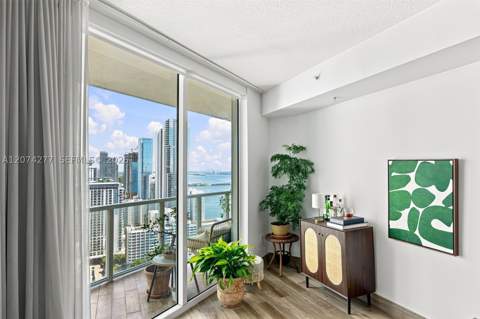 1900 N Bayshore Dr 3508, Miami FL - photo 9 of 21