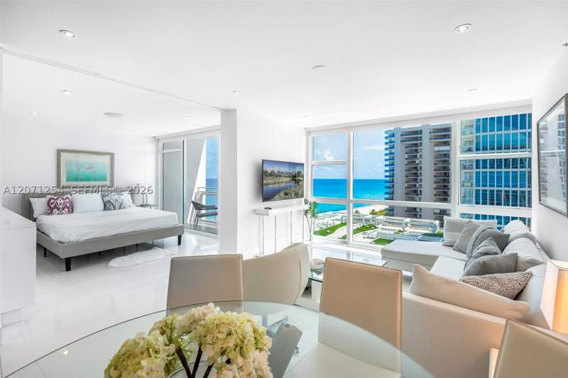 2 bedroom Condominium at 6801 Collins Ave 1206/1210, Central Carillon Beach Co, Miami Beach — photo 4