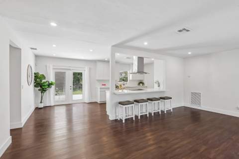 1040 NW 149th Street, Miami FL - photo 12 of 29