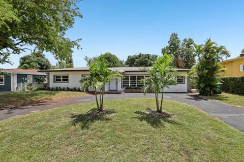 1040 NW 149th Street, Miami FL - photo 22 of 29