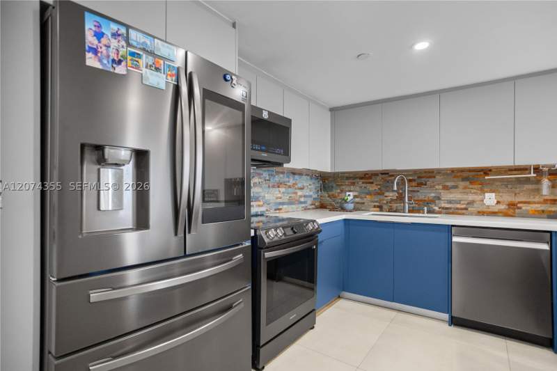 2 bedroom Condominium at 2350 NE 135th St 1204, Vecino Del Mar Condo, North Miami — photo 4