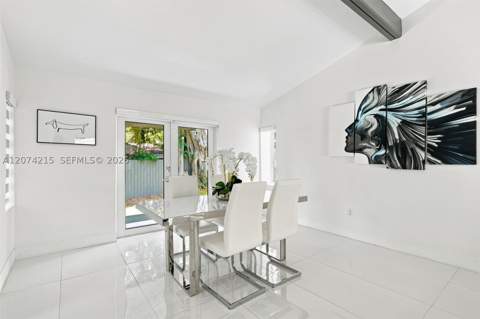 367 NE 86th St, El Portal FL - photo 14 of 33