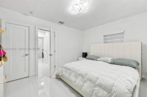 367 NE 86th St, El Portal FL - photo 17 of 33