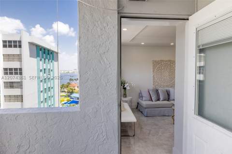 2903 N Miami Beach Blvd 1003, North Miami Beach FL - photo 18 of 36