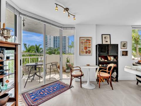 1621 Bay Rd 408, Miami Beach FL - photo 9 of 42