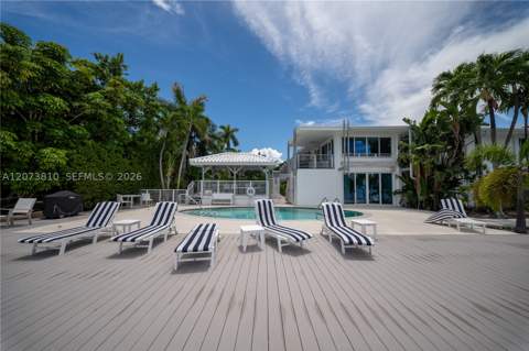 405 N Hibiscus Dr 202, Miami Beach FL - photo 21 of 27