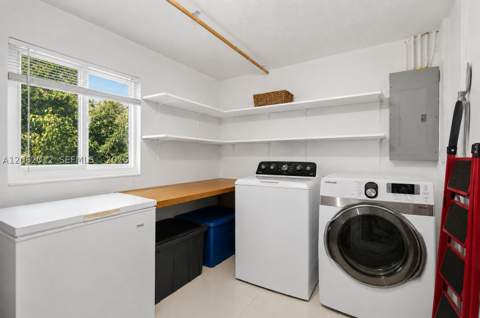 17200 NE 15th Ave, North Miami Beach FL - photo 15 of 44