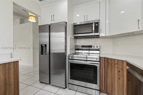 5118 NW 115th Ct, Doral FL - photo 6 of 37