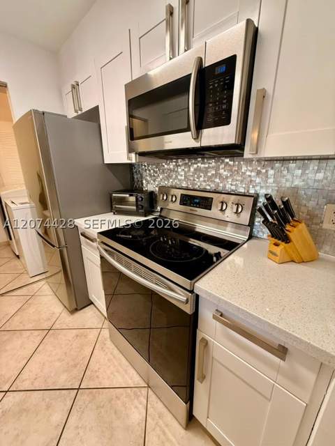 19701 E Country Club Dr 5605, Aventura FL - photo 10 of 37