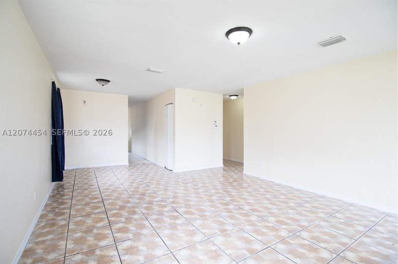 3 bedroom SingleFamilyResidence at 455 NW 14th St, Washington Park, Florida City — photo 4