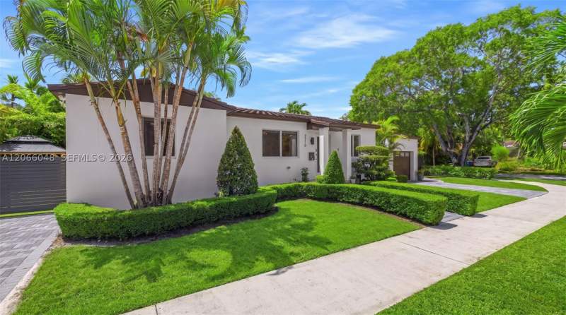 3 bedroom SingleFamilyResidence at 3210 SW 19th Ter, Coral Gate Sec B, Miami — photo 3