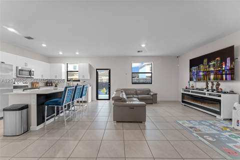 11944 SW 240th St, Homestead FL - photo 12 of 59