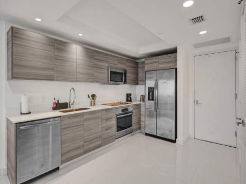 121 NE 34th Street 1210, Miami FL - photo 14 of 31
