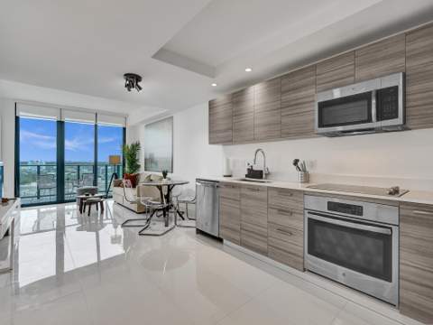 121 NE 34th Street 1210, Miami FL - photo 15 of 31
