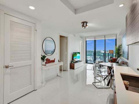 121 NE 34th Street 1210, Miami FL - photo 16 of 31