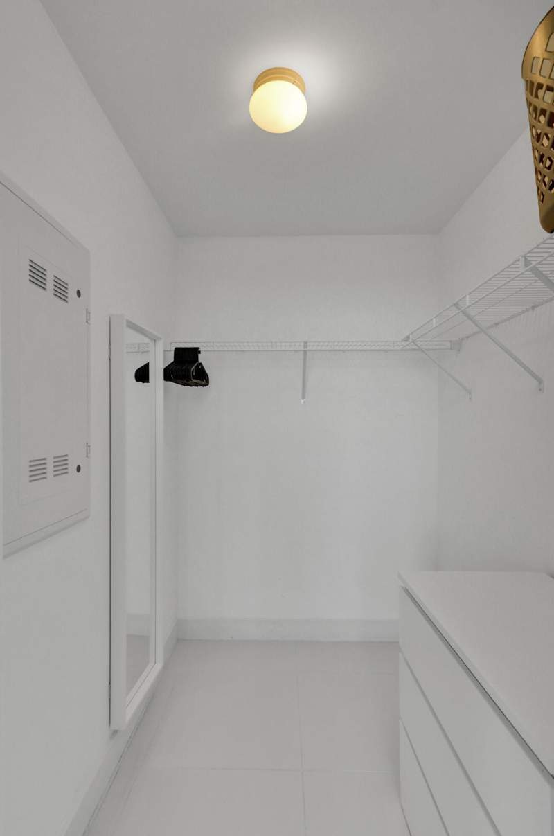 1 bedroom Condominium at 121 NE 34th Street 1210, 3401 Midtown Condo, Miami — photo 5